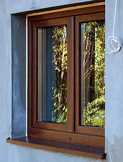 3-Fach-Isolierverglasung mit warmer Kante U-Wert Fenster = 0,86 W/(m²K)